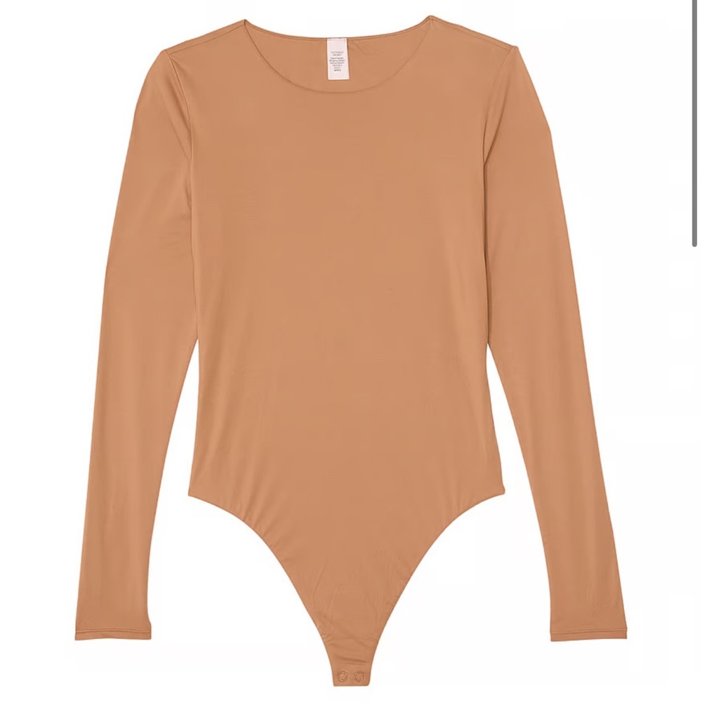 NWT VICTORIA'S SECRET
FeatherSoft™ BODYWEAR Long-Sleeve Bodysuit